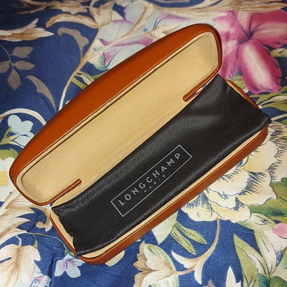 Longchamp Tan Leather Eyewear Case With Logo Cleaning Cloth - Picture 6 of 6
